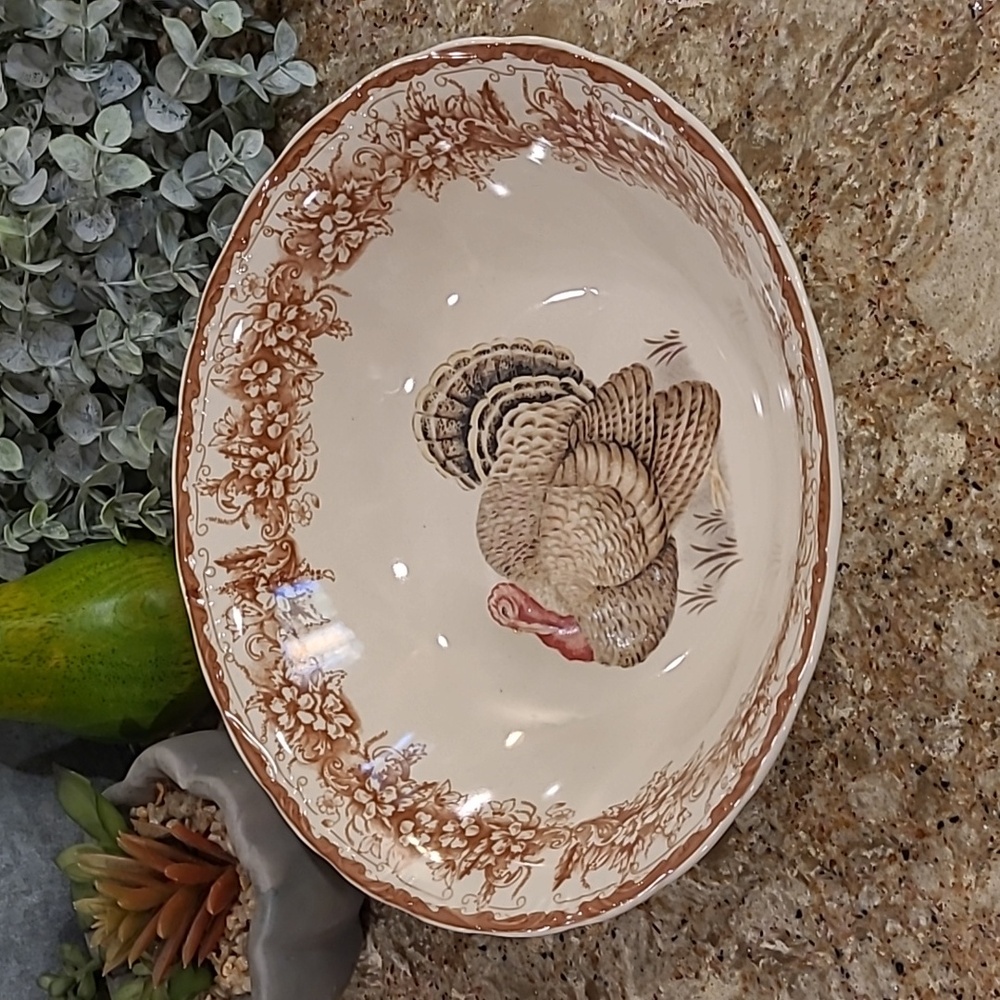 Vintage Gooseberry Patch Thanksgiving Turkey Serving Bowl
